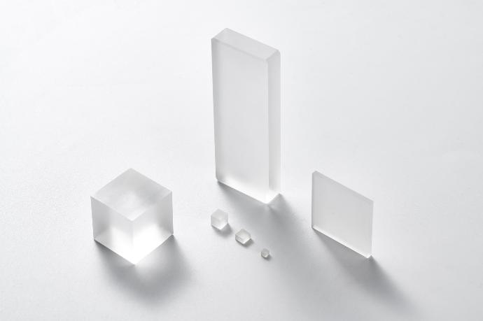 Cubes and Plates Cubes and Plates